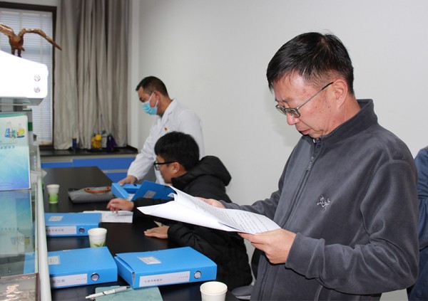 图片 1.jpg 图片 1.jpg