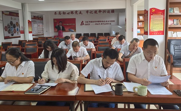 图片 1.jpg 图片 1.jpg